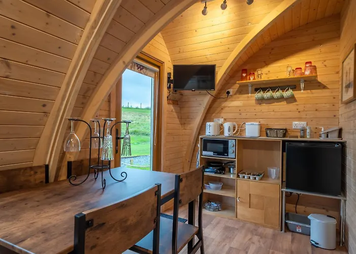 Borrett Escapes - Luxury Pods