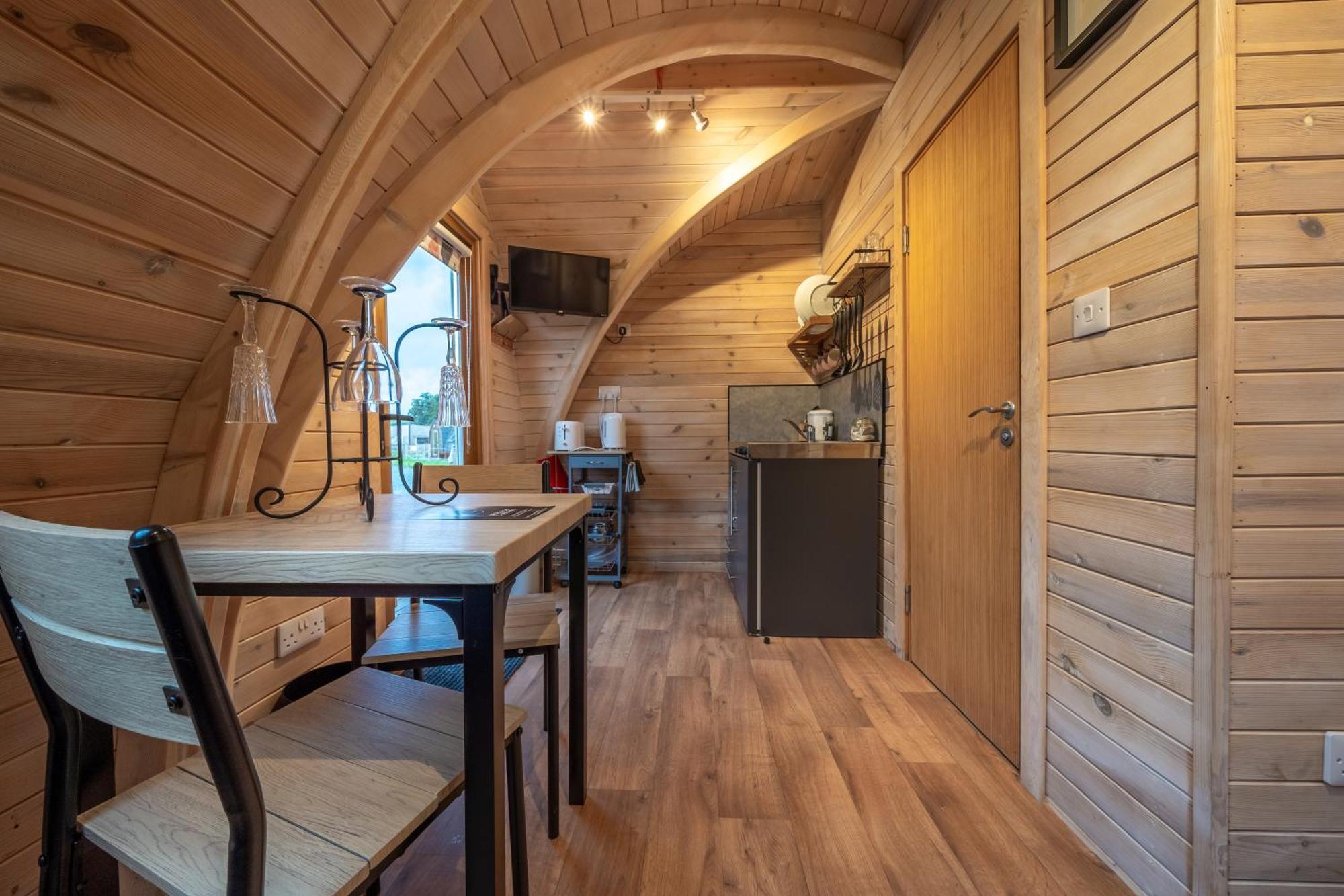 Borrett Escapes - Luxury Pods Lodge
