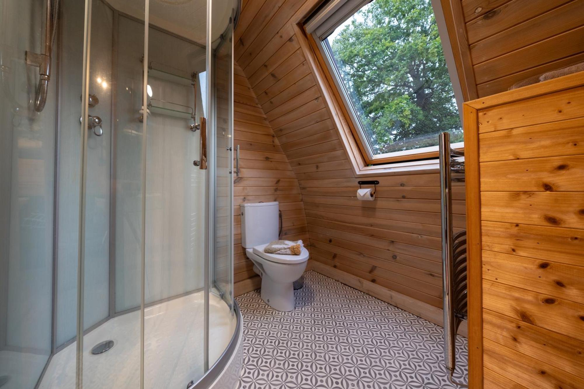 Borrett Escapes - Luxury Pods