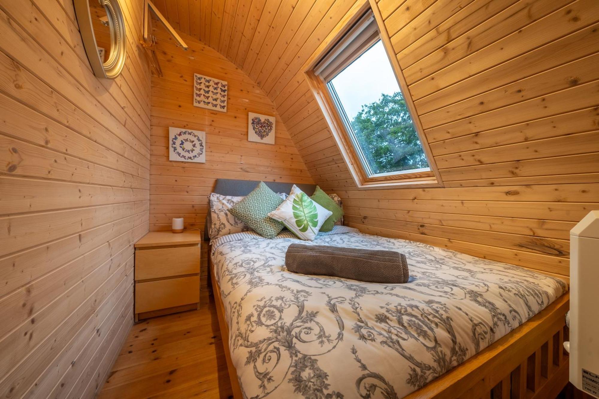 Borrett Escapes - Luxury Pods Lodge