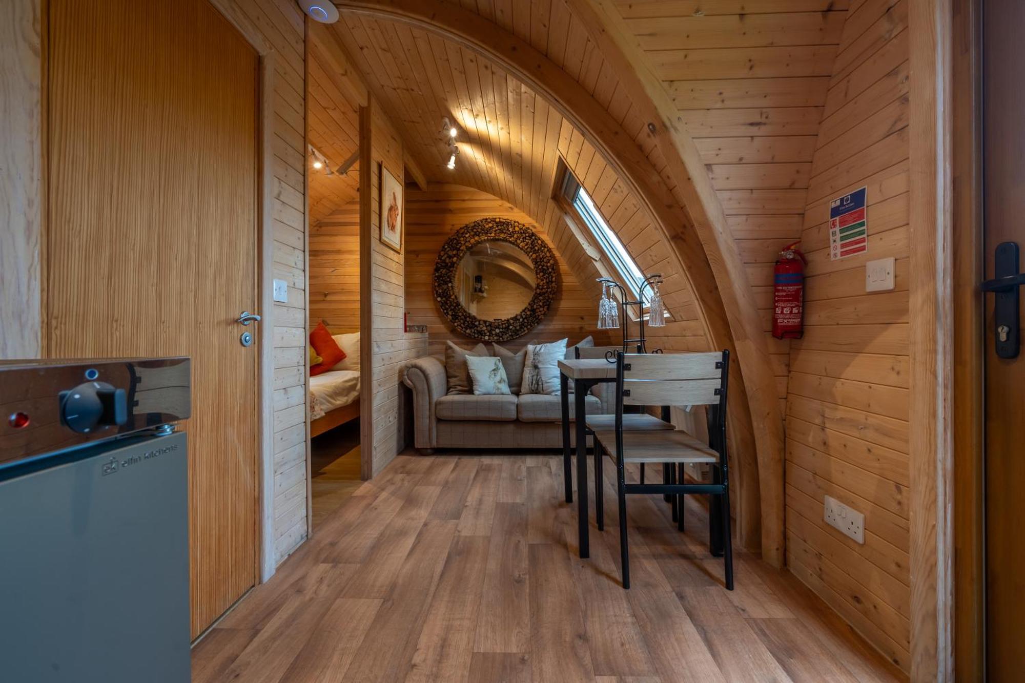 Borrett Escapes - Luxury Pods Lodge