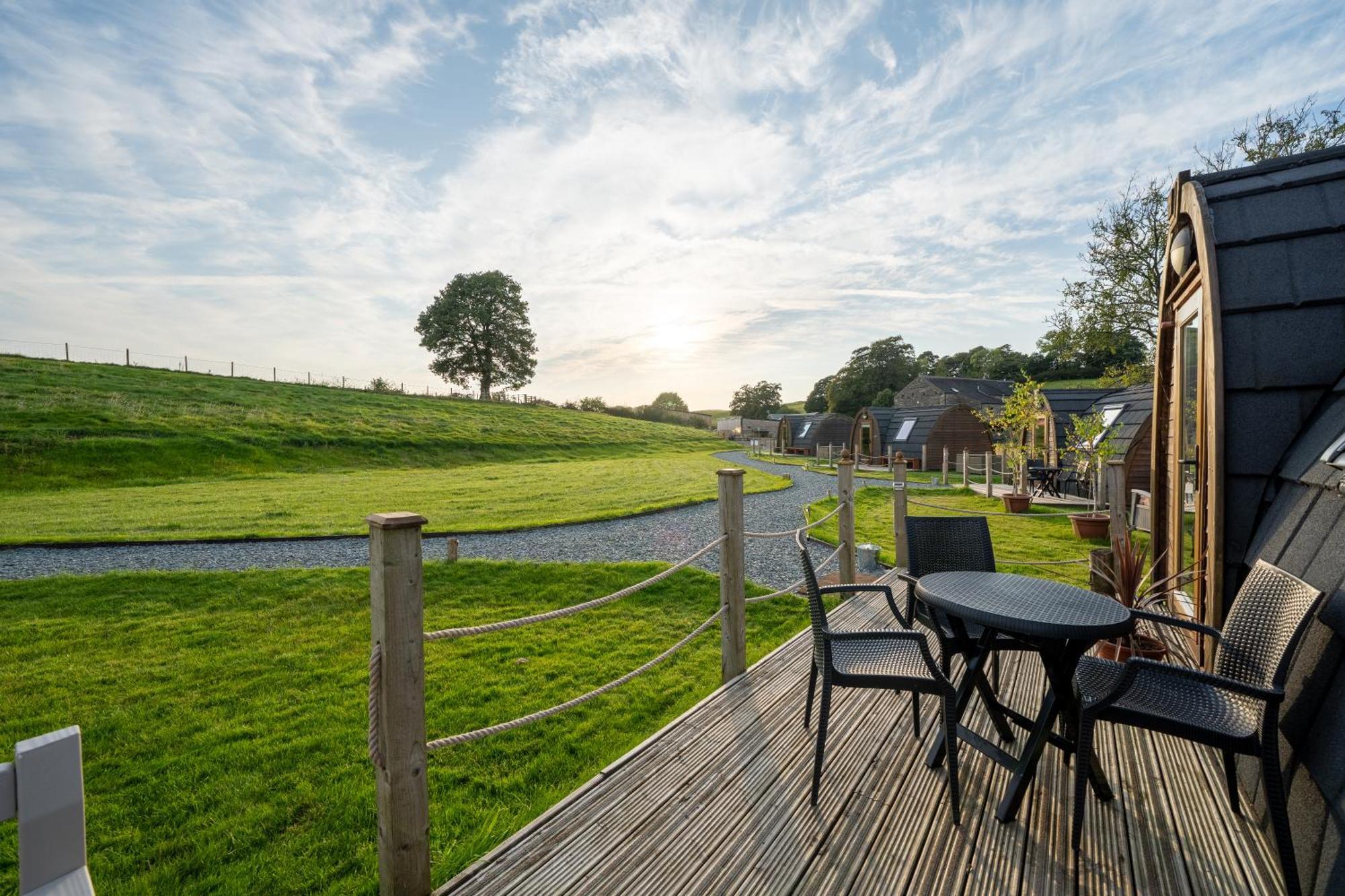 Borrett Escapes - Luxury Pods Lodge *