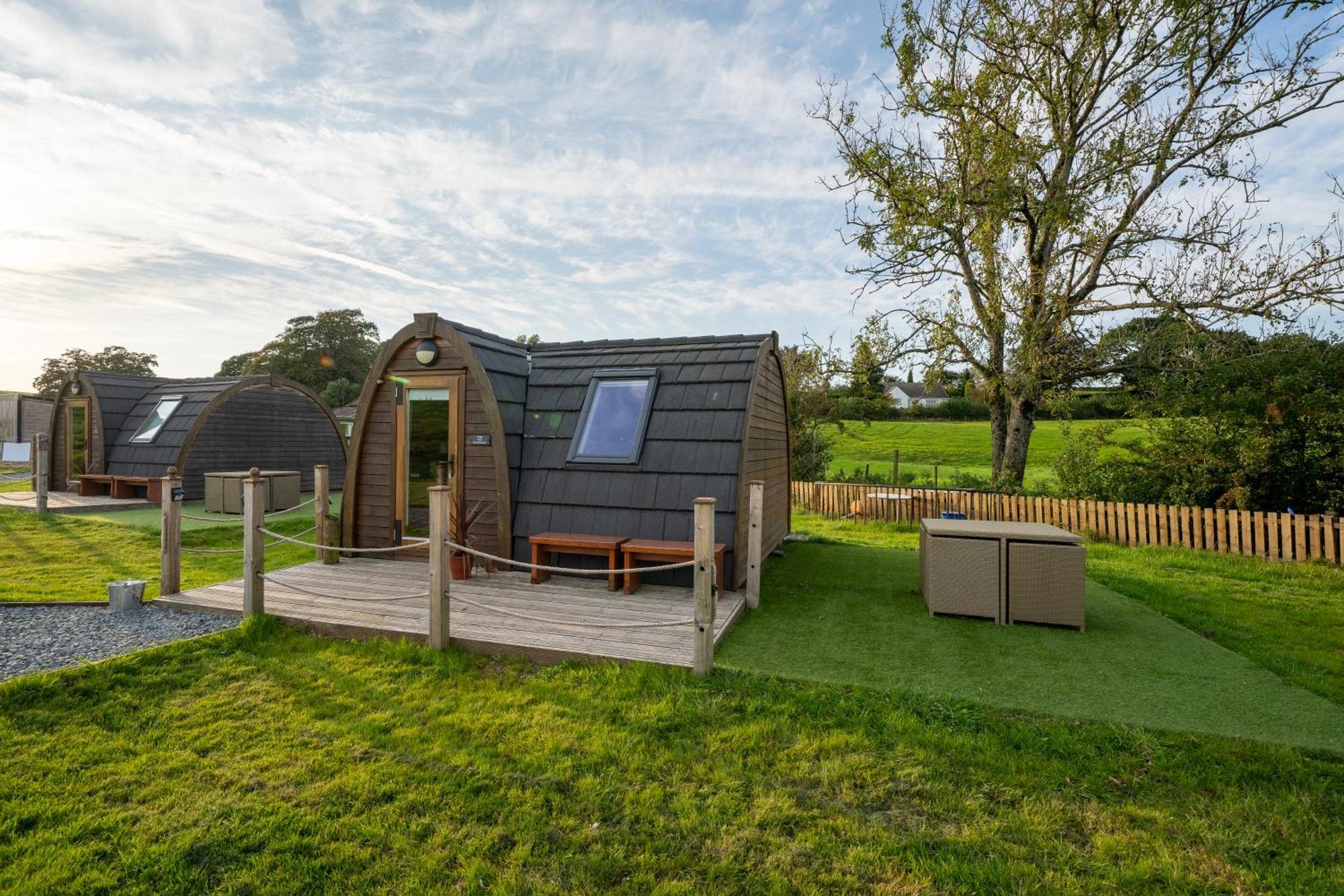 Borrett Escapes - Luxury Pods Lodge *