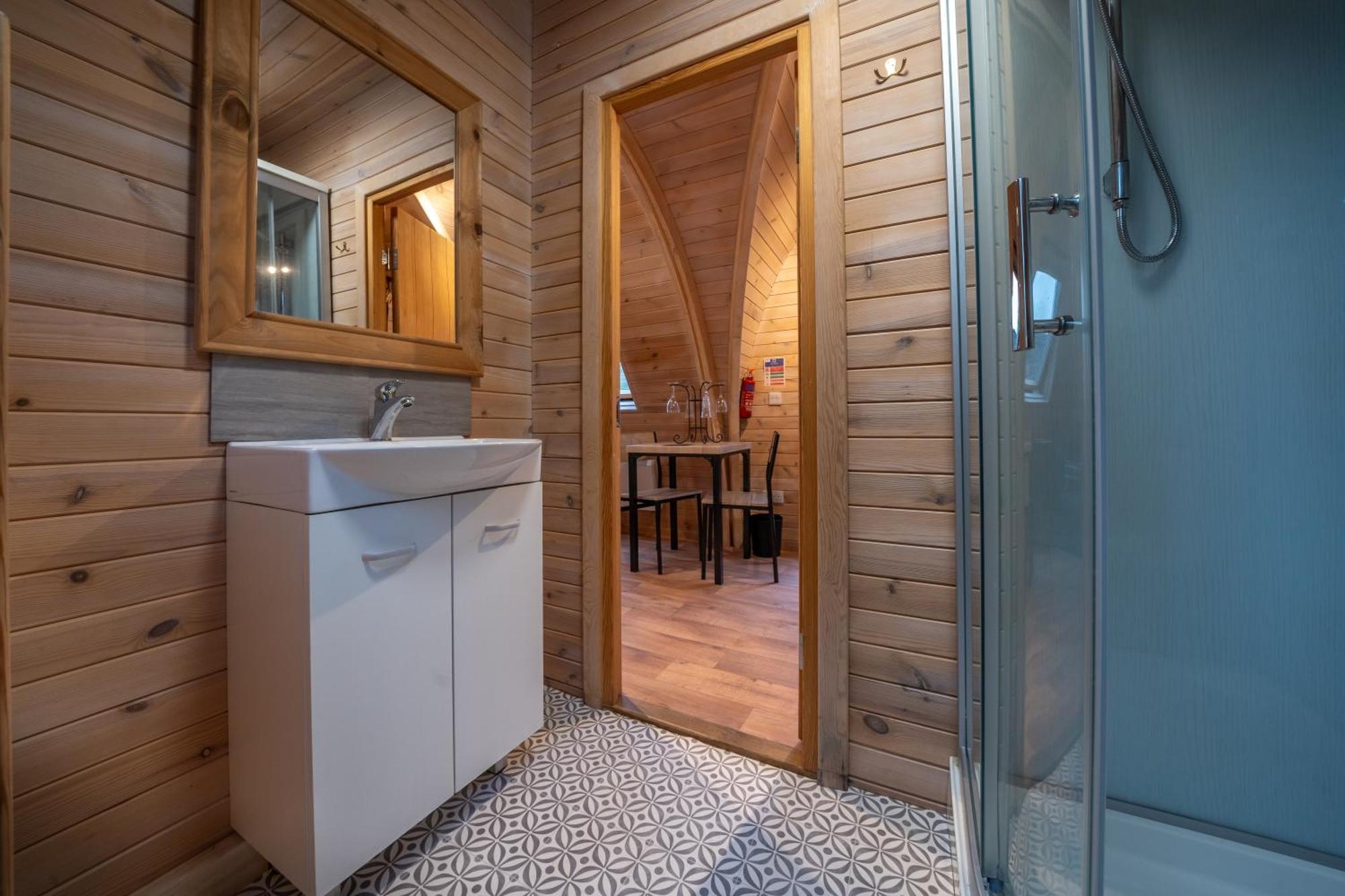 Borrett Escapes - Luxury Pods Lodge Sedbergh